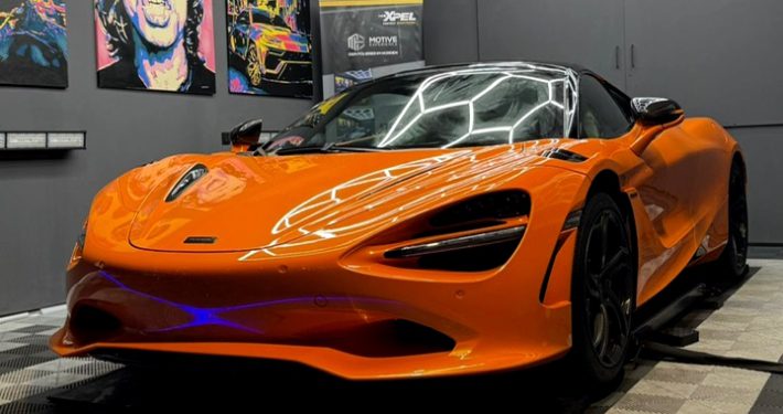 McLaren 750S foliert orange Lackschutz