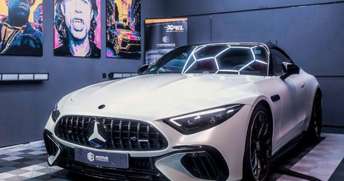 Mercedes SL AMG Car Wrapping Satin Pearl White (2)