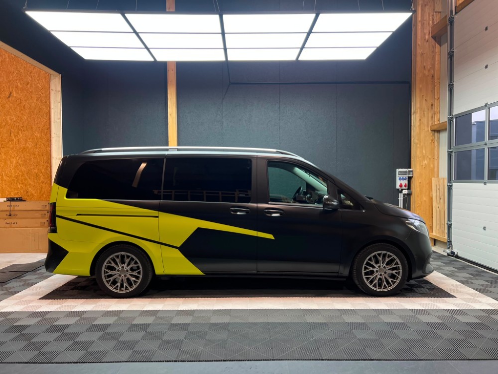 Mercedes V Klasse Car Wrapping 1 - Motive Experience GmbH Mercedes V Klasse Car Wrapping