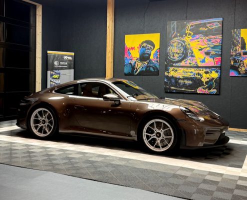 Vollfolierung Porsche GT3 Touring - Motive Experience GmbH - Motive Experience GmbH Vollfolierung Porsche GT3 Touring
