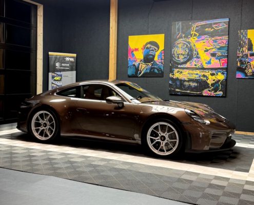 Vollfolierung Porsche GT3 Touring - Motive Experience GmbH - Motive Experience GmbH Vollfolierung Porsche GT3 Touring